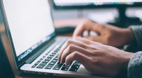 Konsumpcja się rozkręca. Mniej kupujemy przez internet | FXMAG INWESTOR