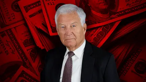 Kursy walut: Kurs dolara najwyżej od miesięcy. Ekspert mówi co dalej z USD/PLN: “Dolar skazany na osłabienie”