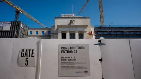 Kurs dolara obarczony „ryzykiem” z Fed. Ekonomiści zmienili prognozy. Co stanie się z USD/PLN i euro (EUR/USD)? | Kursy walut