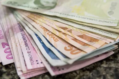 Lira turecka mocno w górę! Dolar kanadyjski odrabia straty. Mieszane nastroje na kursie franka. Podsumowanie tygodnia