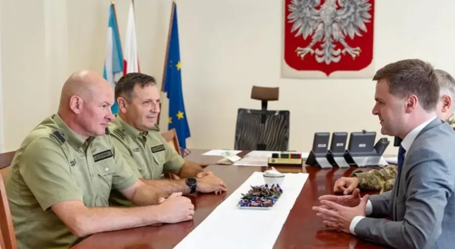 Niezastąpiona pomoc Straży Granicznej została doceniona. Odwiedziny Konsula Generalnego Ukrainy okazją do omówienia współpracy | FXMAG INWESTOR