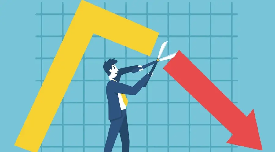 Notowania giełdowe. Niedźwiedzie początki tygodnia: akcje Cyfrowego Polsatu (⬇️2,8%), mBanku (⬇️2,6%) i PKN Orlenu (⬇️2,4%) tracą najmocniej | FXMAG INWESTOR