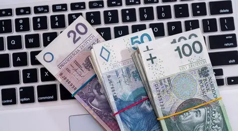 Optymizm wraca na rynki, a kurs złotego (PLN) odrabia straty. Dolar USD znów kosztuje niewiele ponad 4,50 zł. | FXMAG INWESTOR
