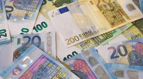 Czy warto dziś kupować euro? Wskazówki handlowe dla pary EUR/USD 17 kwietnia
