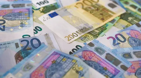 Co dalej z kursem eurodolara? Analiza i wskazówki dla pary EUR/USD 15 kwietnia