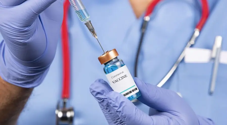 Pfizer składa pierwszy wniosek o wprowadzenie szczepionki na Covid-19 w USA | FXMAG INWESTOR
