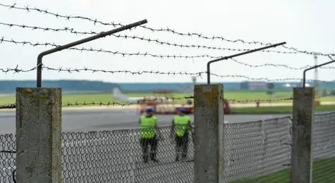 Poszukiwany przez Interpol został zatrzymany na polskim lotnisku | FXMAG INWESTOR