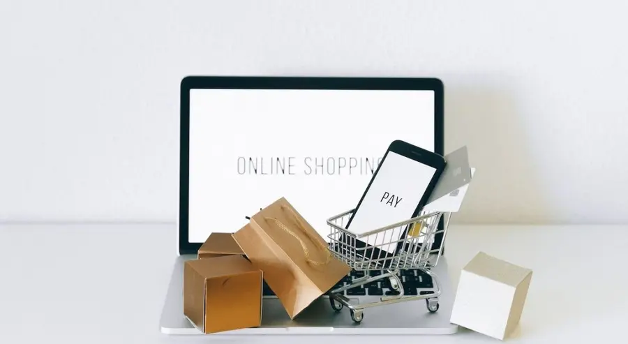 Rośnie popularność rynku e-commerce wśród kobiet  | FXMAG INWESTOR