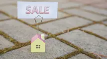 Ceny domów zaskakują. Coraz więcej sprzedawców obniża swoje ceny
