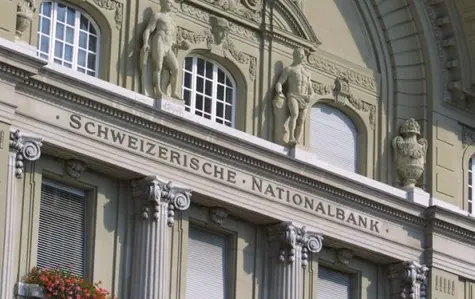 SNB wciąż zwiększa rezerwy