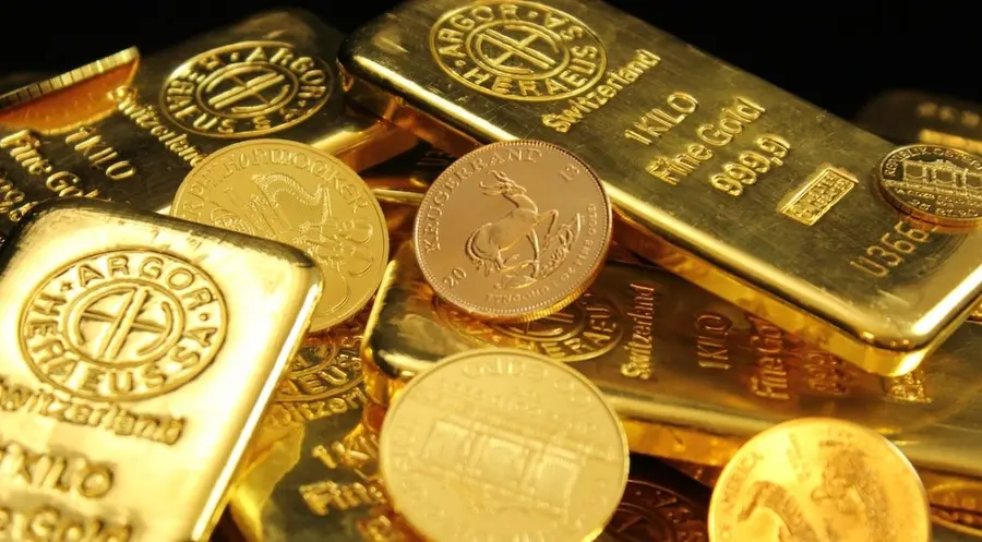 Spadkowy początek tygodnia na rynkach metali szlachetnych. Cena złota zniwelowała 14 dni wzrostów | FXMAG INWESTOR