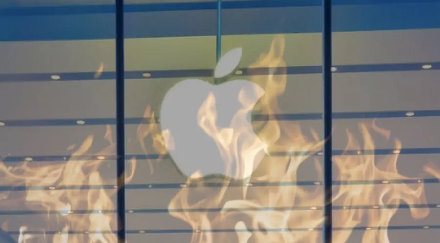 UWAGA! Apple traci 200 mld USD w dwa dni! Powodem kontrowersyjna decyzja! | FXMAG INWESTOR