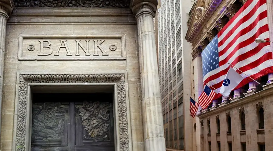UWAGA! Znana agencja obniża ratingi 10 amerykańskim bankom! Zbliża się poważny kryzys w USA? | FXMAG INWESTOR