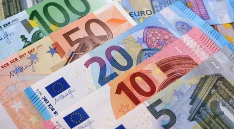 Walutowy zawrót głowy! Co się stanie z kursem euro (EUR), a jaki kierunek obierze dolar amerykański (USD)? | FXMAG INWESTOR