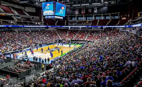 Warren Buffet da 1 mln dolarów za trafny "bracket" w turnieju NCAA | FXMAG