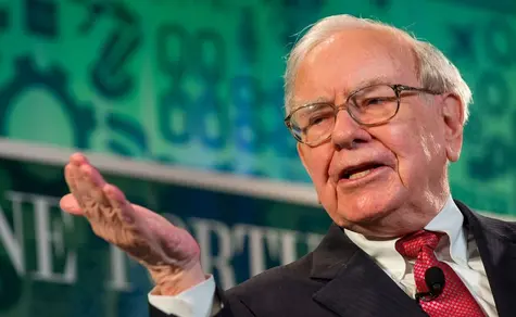 Warren Buffet dokupuje akcje Apple i nie tylko