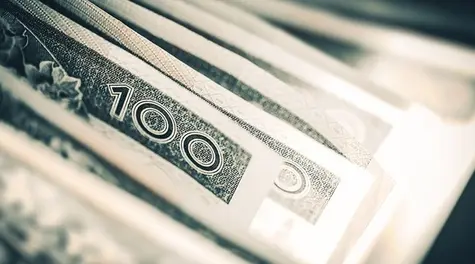 Złoty stabilnie w czwartek rano
