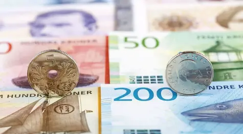  Spójrz jak zmieniły się kursy walut! Kursy euro do korony szwedzkiej (EURSEK), euro do leja rumuńskiego (EURNOK), euro do korony norweskiej (EURNOK)