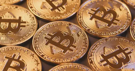 Szaleństwo na kursie złota, Bitcoin (BTC) atakuje szczyt wszech czasów