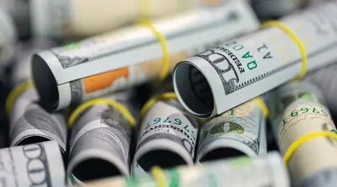 Geopolityczny strach spycha EUR/USD w kierunku 1,15. Dolar nie bierze jeńców