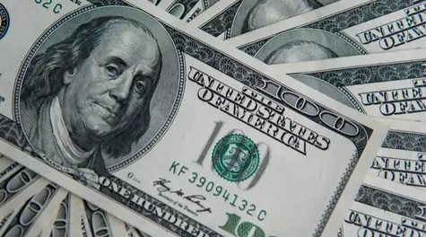 Dolar pozostaje mocny. Skandynawskie korony (NOK, SEK) wypadają słabo
