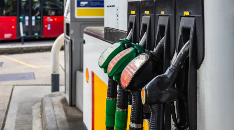 Diesel po 9 lub 10 zł i inflacja rzędu 10%? Pokazują skutki długiego konfliktu na Bliskim Wschodzie