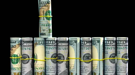 EURUSD - konsolidacja nie potrwa już długo. Czy rynek przymknie oko na jastrzębi Fed?
