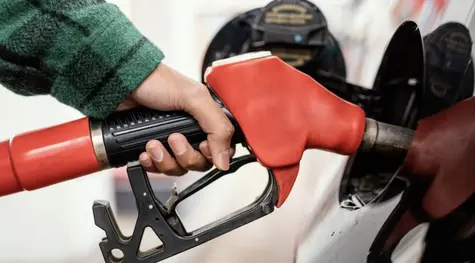 Ceny paliw - obniżki wykluczone? Co czeka nas na stacjach w listopadzie? | FXMAG INWESTOR