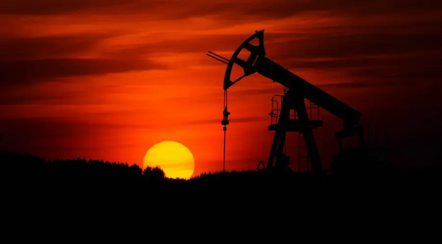 Ceny ropy naftowej pod presją podaży. Notowania ropy Brent oraz WTI