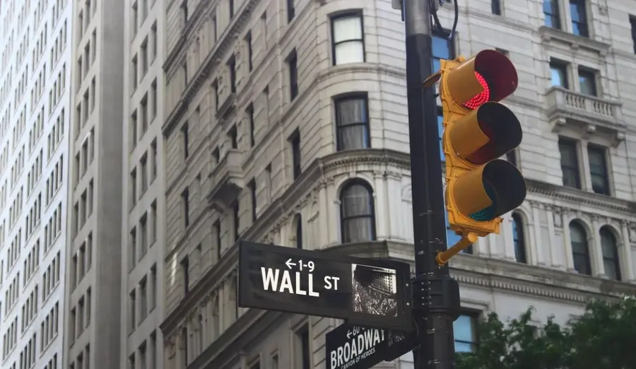 Co mówią nam spółki z Wall Street? Czy czeka nas druga fala spadków? Dr Przemysław Kwiecień w webinarium "Co przyniesie tydzień?"