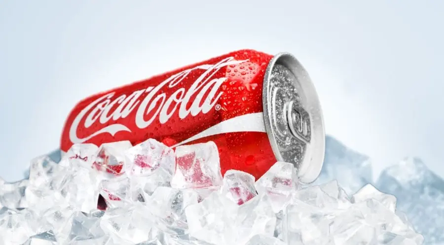 Coca-Cola i wszyscy przeciwko niej! Ciężka droga 102-letniej spółki na szczyt