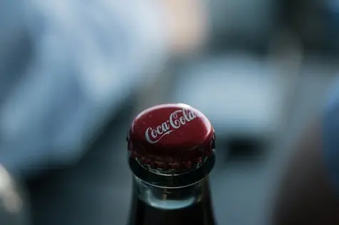 Coca-Cola prezentuje wyniki kwartalne. Poznaj prognozę spółki na 2022 rok! | FXMAG INWESTOR