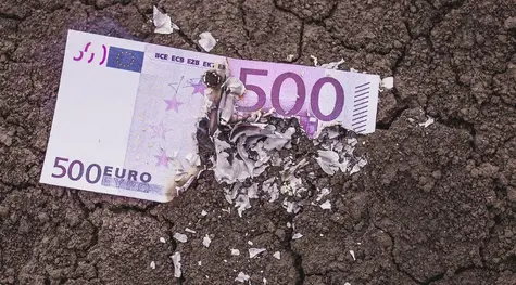 Czy masz euro (EUR), funty (GBP), dolary (USD), złote (PLN) czy liry (TRY)? Uważaj, bo ciemne chmury zbierają się nad walutami! Prognozy kursu walutowego | FXMAG INWESTOR