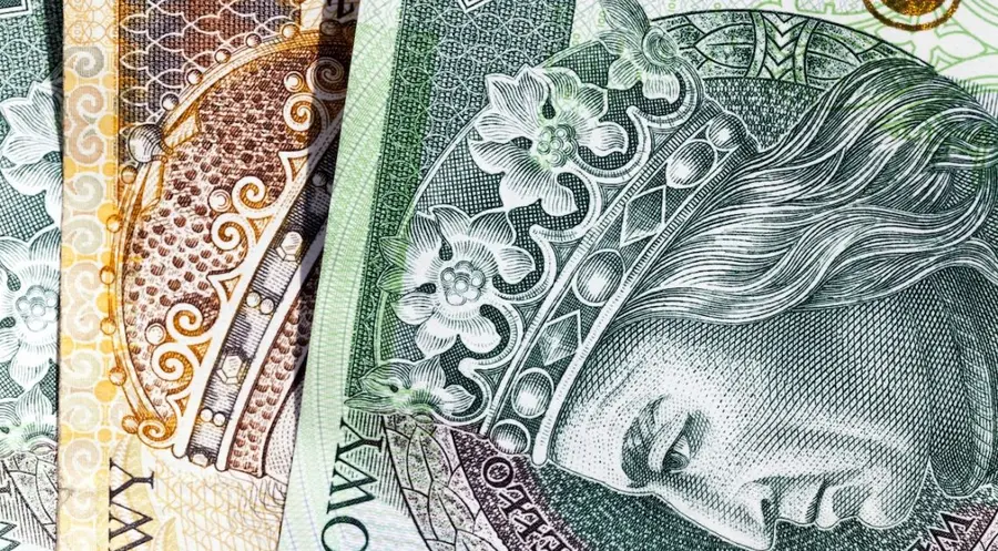 Deprecjacja narodowej waluty - kurs euro do złotego (EURPLN) w górę; odwrót na dolarze - kurs eurodolara (EURUSD) wystrzelił! | FXMAG INWESTOR