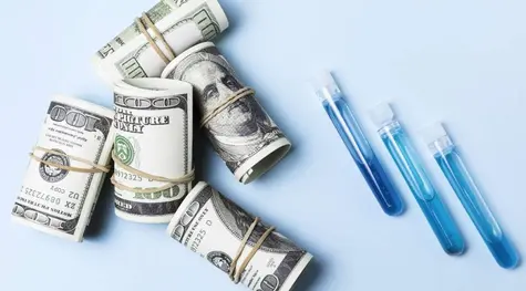 Dolar (USD) tracił bardzo mocno - opór 1,22 na eurodolarze (EUR/USD) pokonany. Notowania walutowe | FXMAG INWESTOR