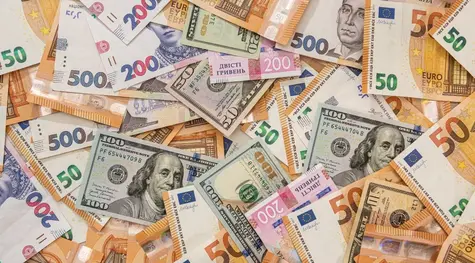 Duża zmienność kursów walut po odczycie inflacji w USA! Jutro odczyt PKB w UK - co się dzieje na rynku walut? Kurs euro, dolara, funta brytyjskiego i franka w piątek, 11.11 | FXMAG INWESTOR
