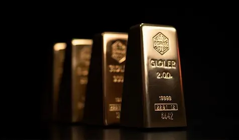 Era złotego kruszcu dopiero nadejdzie! Słynna instytucja finansowa prognozuje wzrost cen złota do 4800 USD za uncję w 2030 r. | FXMAG INWESTOR
