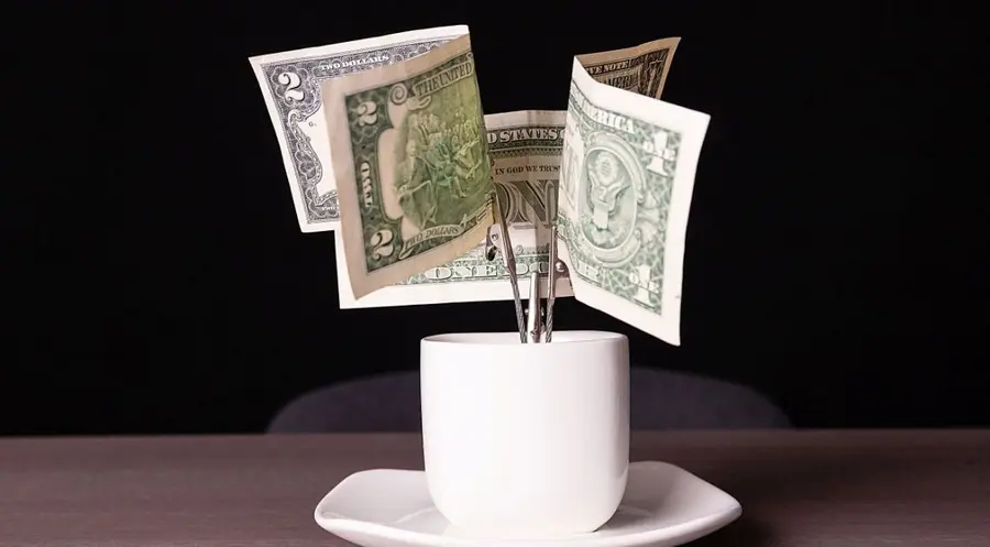 Euro, dolar i polski złoty podczas ostatniego dnia sesji. Jakie odczyty będą wpływały na EUR/PLN, USD/PLN oraz GBP/PLN w piątek, 14 maja? Kalendarz ekonomiczny Forex | FXMAG INWESTOR
