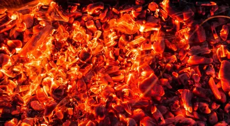 Ile kosztuje tona węgla w tej chwili? Pokaźne wahania! Sprawdzamy ceny paliw, gazu, węgla i pelletu w środę (25.10.2023)