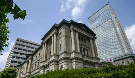 Interwencja walutowa nieskuteczna? Kurs USD/JPY blisko przebicia psychologicznej granicy | Kursy walut, kurs dolara do jena japońskiego, prognozy