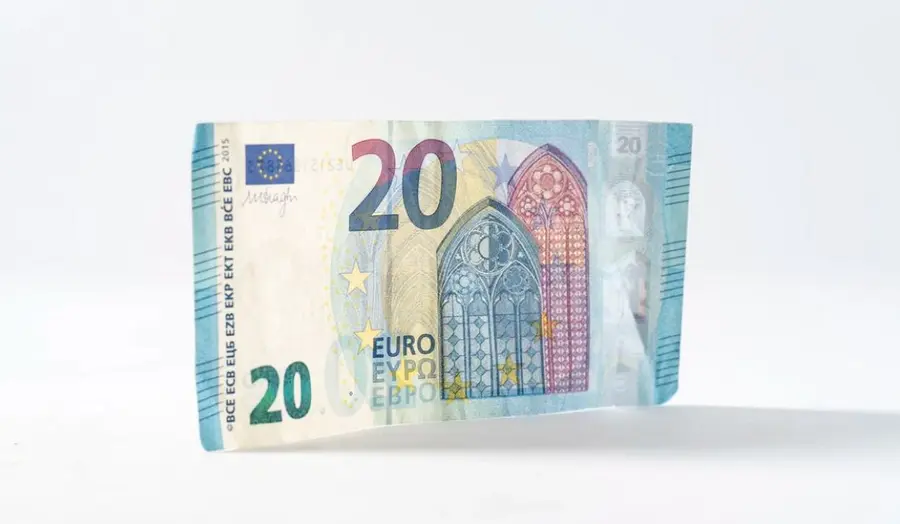 Kursy euro do dolara (EUR/USD) oraz funta do amerykańskiej waluty (GBP/USD) - możliwe ważne przełamania