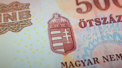 Kursy walut 28.06.: narodowa waluta (PLN) pod presją wahań rynkowego sentymentu. Notowania euro do forinta (EUR/HUF) osiągają nowe szczyty | FXMAG INWESTOR