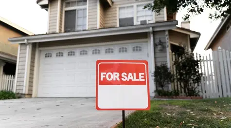Na tym rynku sprzedawcy zaniżają ceny domów. A kupujących i tak brak… | FXMAG INWESTOR