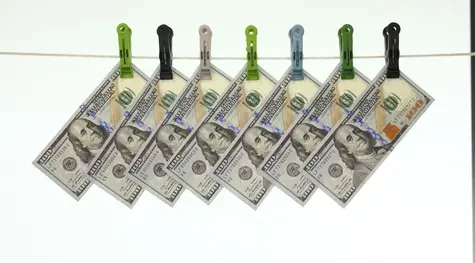 Notowania głównych walut: euro (EUR), dolar (USD), frank (CHF) oraz funt brytyjski we środę, 25 maja. Przygotowanie do sesji Forex | FXMAG INWESTOR