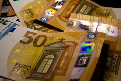 Oczekujemy odbicia na EUR/USD, dolar zyskuje! Ekspert analizuje rynek walutowy (5.02.26)