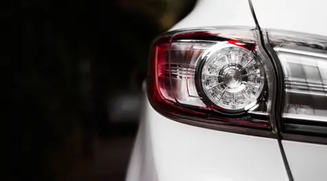 Problemy z dostawami, rosnące koszty i niejednoznaczne prognozy – barometr branży motoryzacyjnej | FXMAG INWESTOR