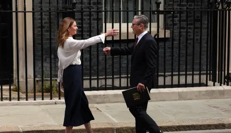 Przełom w Wielkiej Brytanii. Keir Starmer rezygnuje ze stanowiska premiera UK | Kurs funta GBP/PLN, euro (EUR/GBP), dolar (GBP/USD) | Kursy walut