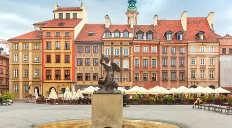 Ceny na rynkach mieszkaniowych w miastach wojewódzkich. Jak kształtują się średnie ceny transakcyjne na rynku pierwotnym i wtórnym w Warszawie? | FXMAG INWESTOR