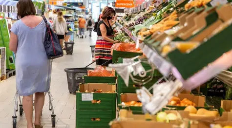 Sondaż: Blisko 55% Polaków chce przywrócenia handlu w niedziele. Najpotrzebniejsze są sklepy z żywnością | FXMAG INWESTOR