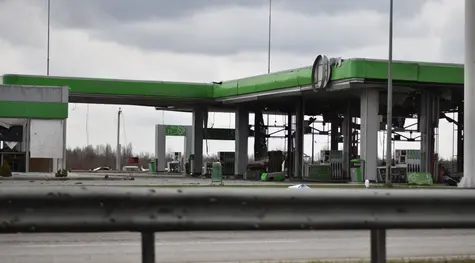 Świat miał się skończyć. Nikt nie chciał ropy, nie było miejsc do jej magazynowania. Dziś ...